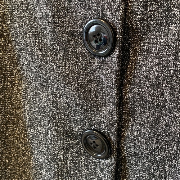 E-Vie Collection Grey Tweed Button Front Cape - Picture 5 of 11